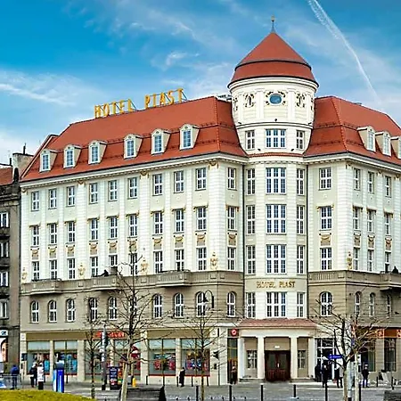 Piast Centrum Hotel